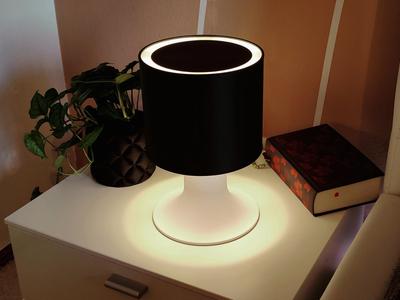 Minimalist Table Lamp – Model "Piston"
