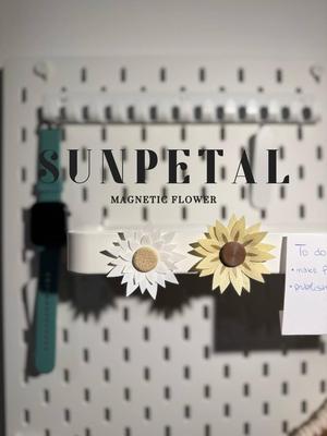 Sunpetal - 3D Printed Magnetic Flower