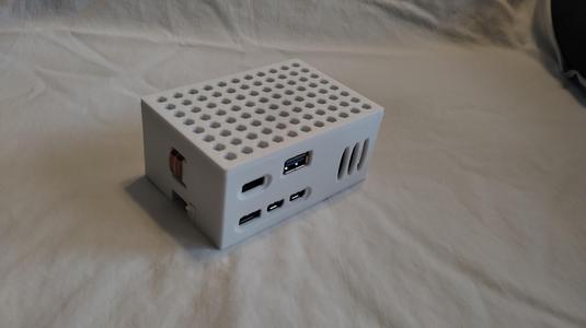 Raspberry pi 5 + Waveshare PCIE USB hat case