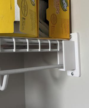 Rubbermaid Freeslide Wire Shelving Bracket