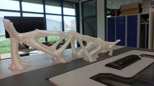 Organic Jet Engine's Display Stand