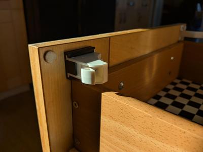 Magnetic Cabinet Lock - smaller mounting bracket for Vmaisi locks