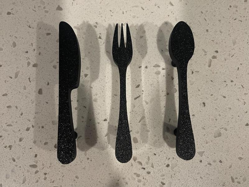 Utensil Cabinet Handle