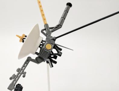 Voyager Satellite Desktop Model By: noahlileger