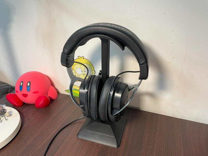 Simple Headphone Stand / Headphone Holder