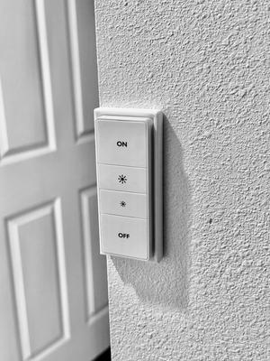 Slim Philips Hue Dimmer Switch Mount