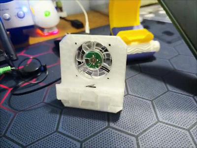 Phone cooler stand   