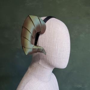 Arcana | Medium Smooth Layered Horns
