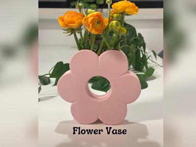 Flower Vase | shape of a flower