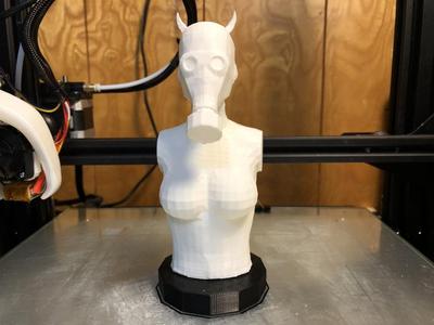 Punkish torso / bust? Lowish Poly