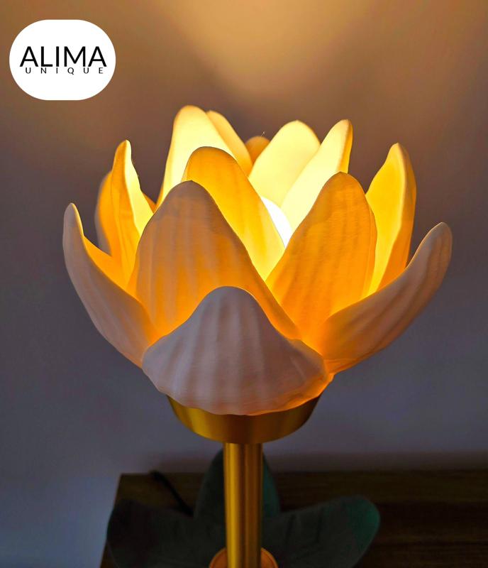 Big Blossom Lamp