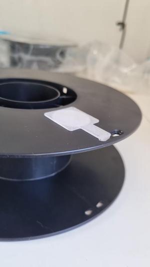 TAG HOLDER MULTIPLE WIRE LOCKING HOLE