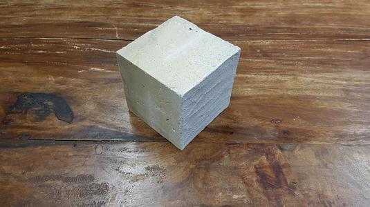 Cubes from cement (or mortar/concrete): 8 ccm & 1000 ccm