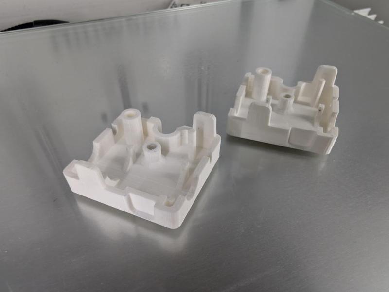 Ultimaker 2 XY Bushing Slider Block Guide (2 Piece) 6mm