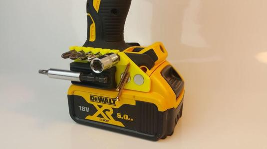 DeWalt bit holder adapter