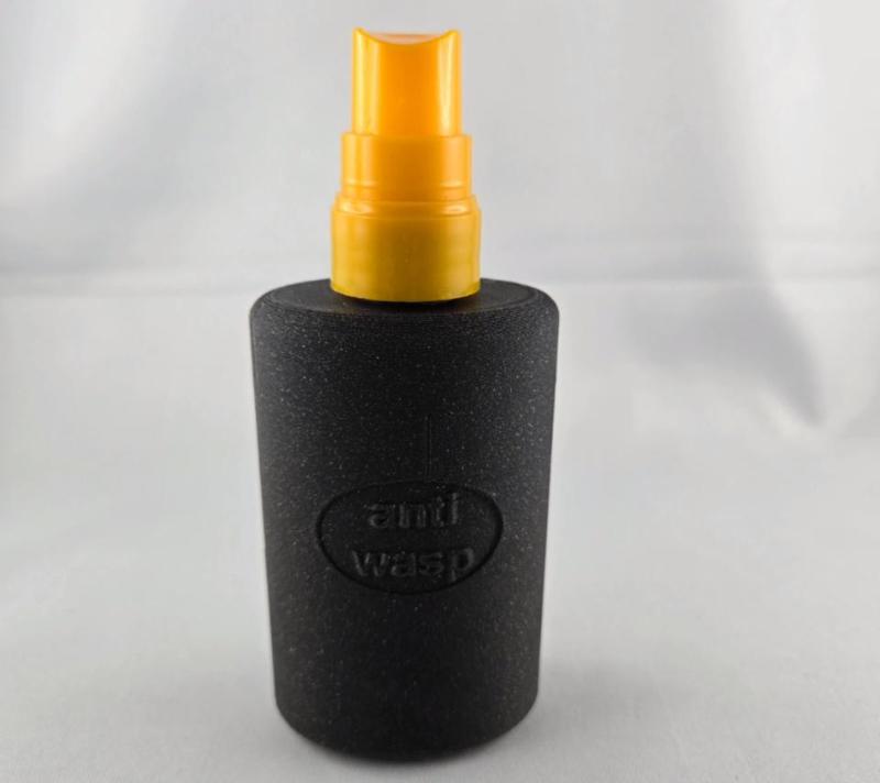 Handlicher Anti-Wespen-Spray