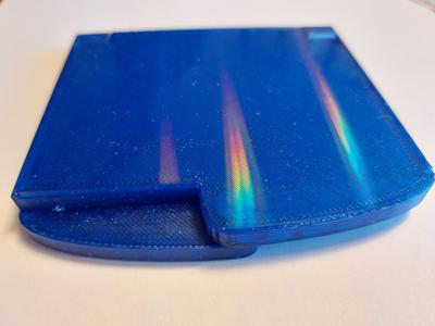 Business card case with magnetic closure
