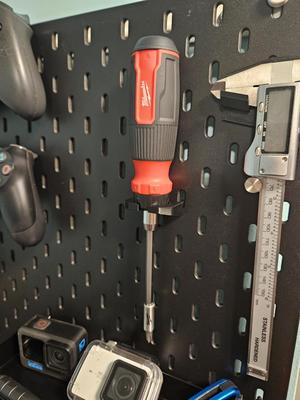 Skadis Round Screwdriver Holder