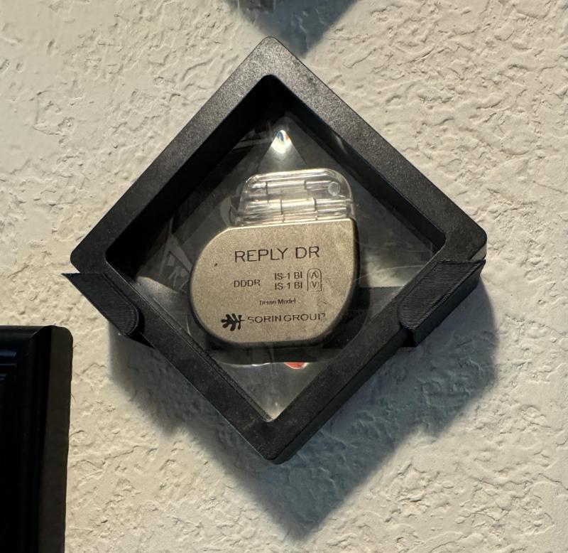 Floating Frame Display Holder Wall Mount Bracket