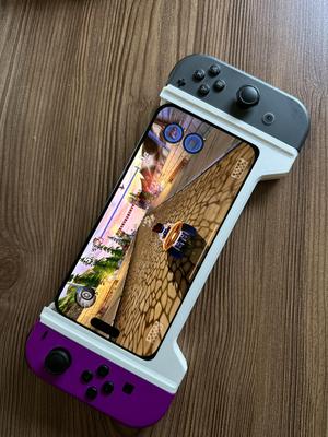 Nintendo Switch JoyCon grip for iPhone 15 Pro Max