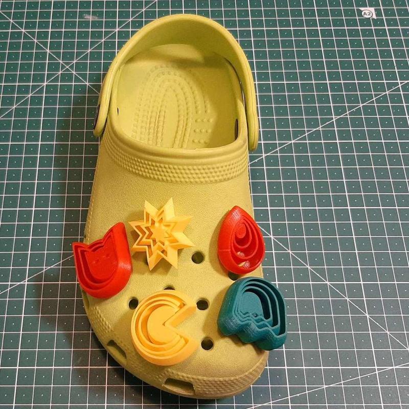 Fidget toys for crocs, jibbitz, charms, pins