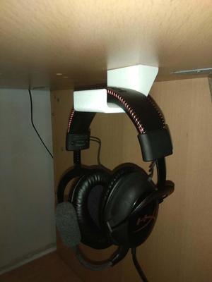 Headphone holder - under the desk