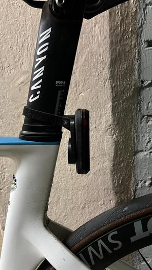 Varia Radar Seatpost Mount Canyon Aeroad Airtag Mod
