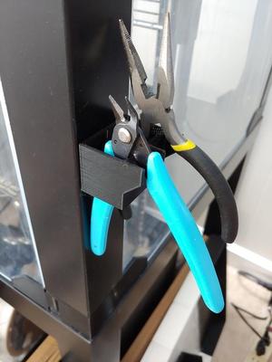 Wall Mount for Pliers
