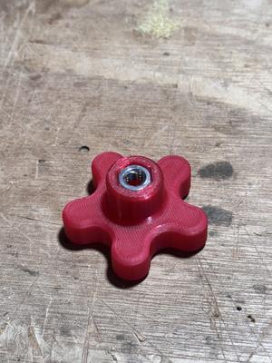 5-lobe 1/4"-20 Hand Knob/Nut