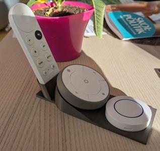Chromecast remote, Trådfri remote and Zigbee button holder/stand
