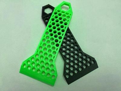Hex Bed Scraper With Hanger