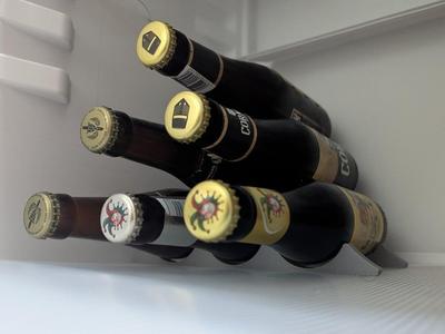 Bottle/can holder for fridge - 3 or 4 in a row