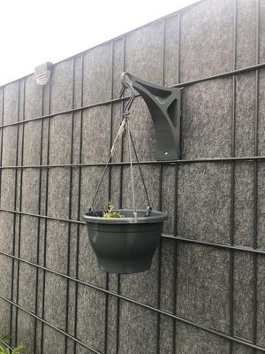 Holder hanging basket for fence - Halter für Blumenampel Doppelstabmattenzaun