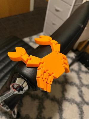 Articulated Fidget Crab   