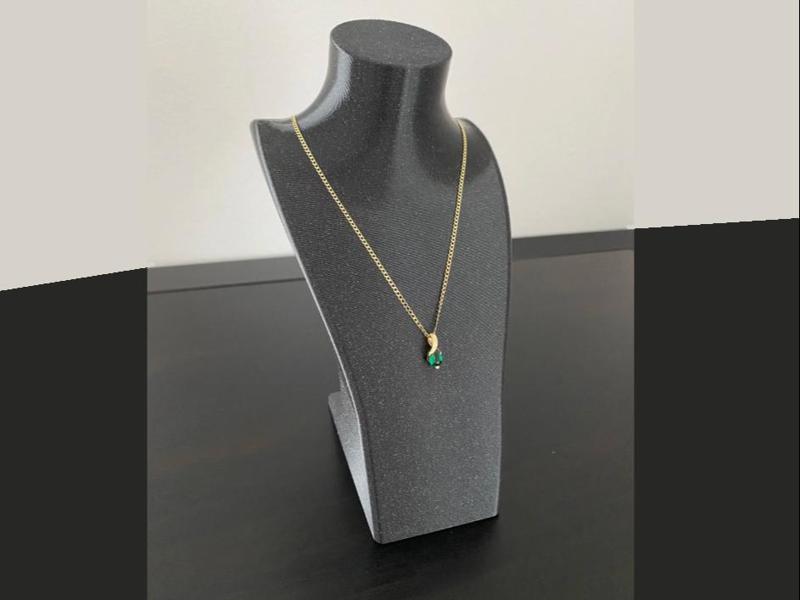 V5.1 / Necklace Display Bust / Bust