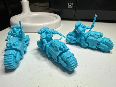 Space Marine Outriders 
