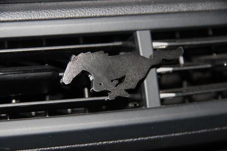 Mustang Logo clip for car air vent