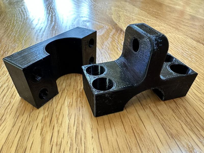 Playseat Challenge chonky wheel bracket clamps
