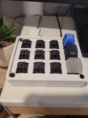 Button box / keyboard for 12 buttons with DB9 socket