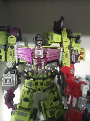 NBK devastator chest wing