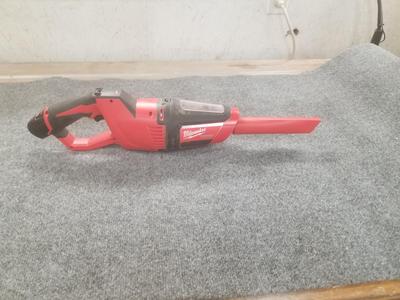 M12 Compact Vac Tool
