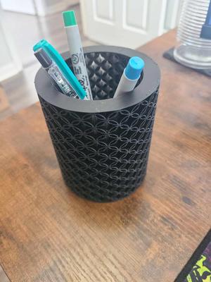 Shippo Pen Holder