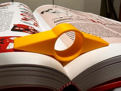 Reading aid / book rest