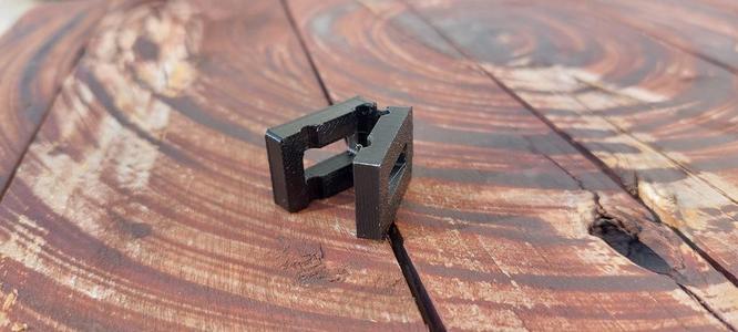 fence holder