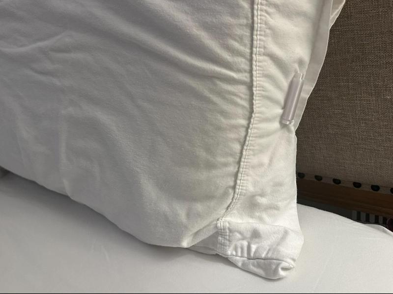 Pillowcase clip