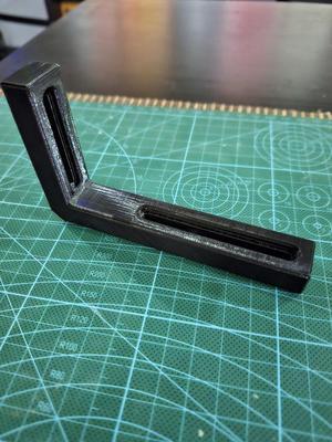  Desktop bracket