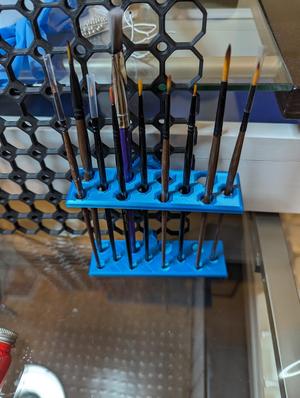 Multiboard Adaptive Brush Holder