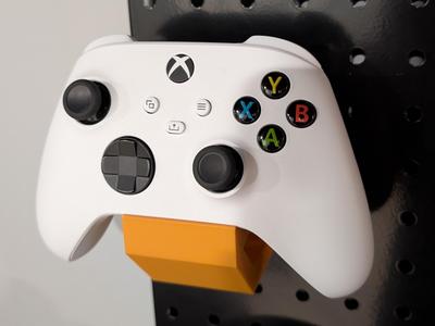 Xbox Controller Holder Pegboard