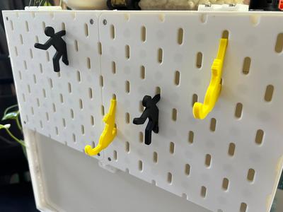 Infinitely Expandable Skadis Pegboard