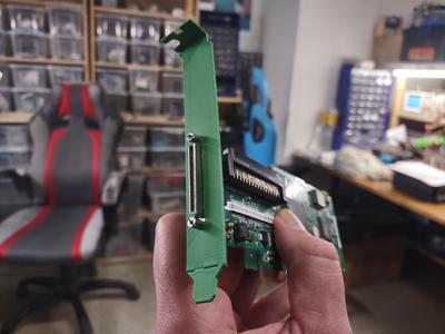 Adaptec PCIe SCSI card bracket (PCA-00287, ASC-29320)